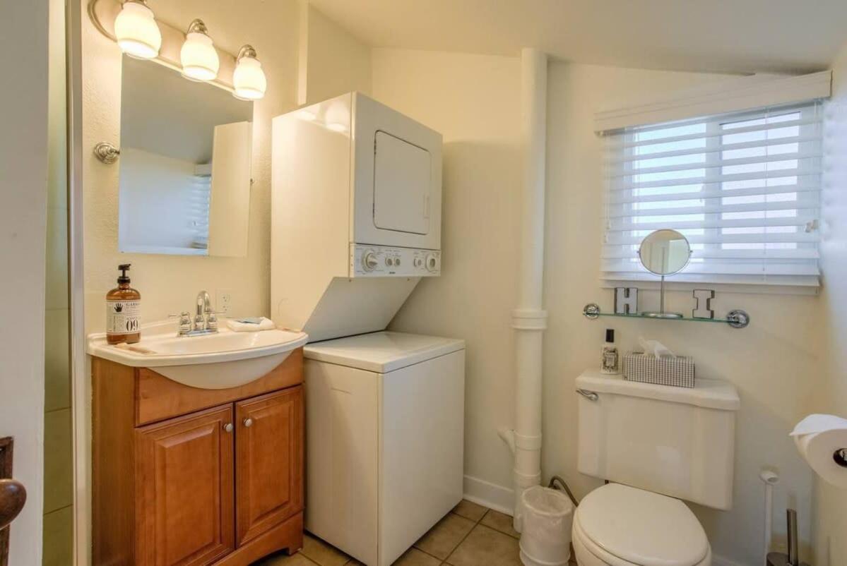 Vintage Tiny House Cute 1Bdrm Big Appeal Villa Colorado Springs Bagian luar foto