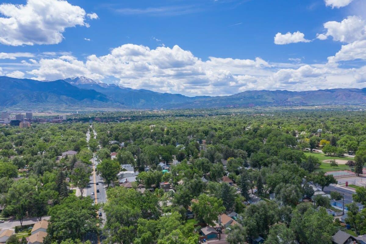 Vintage Tiny House Cute 1Bdrm Big Appeal Villa Colorado Springs Bagian luar foto