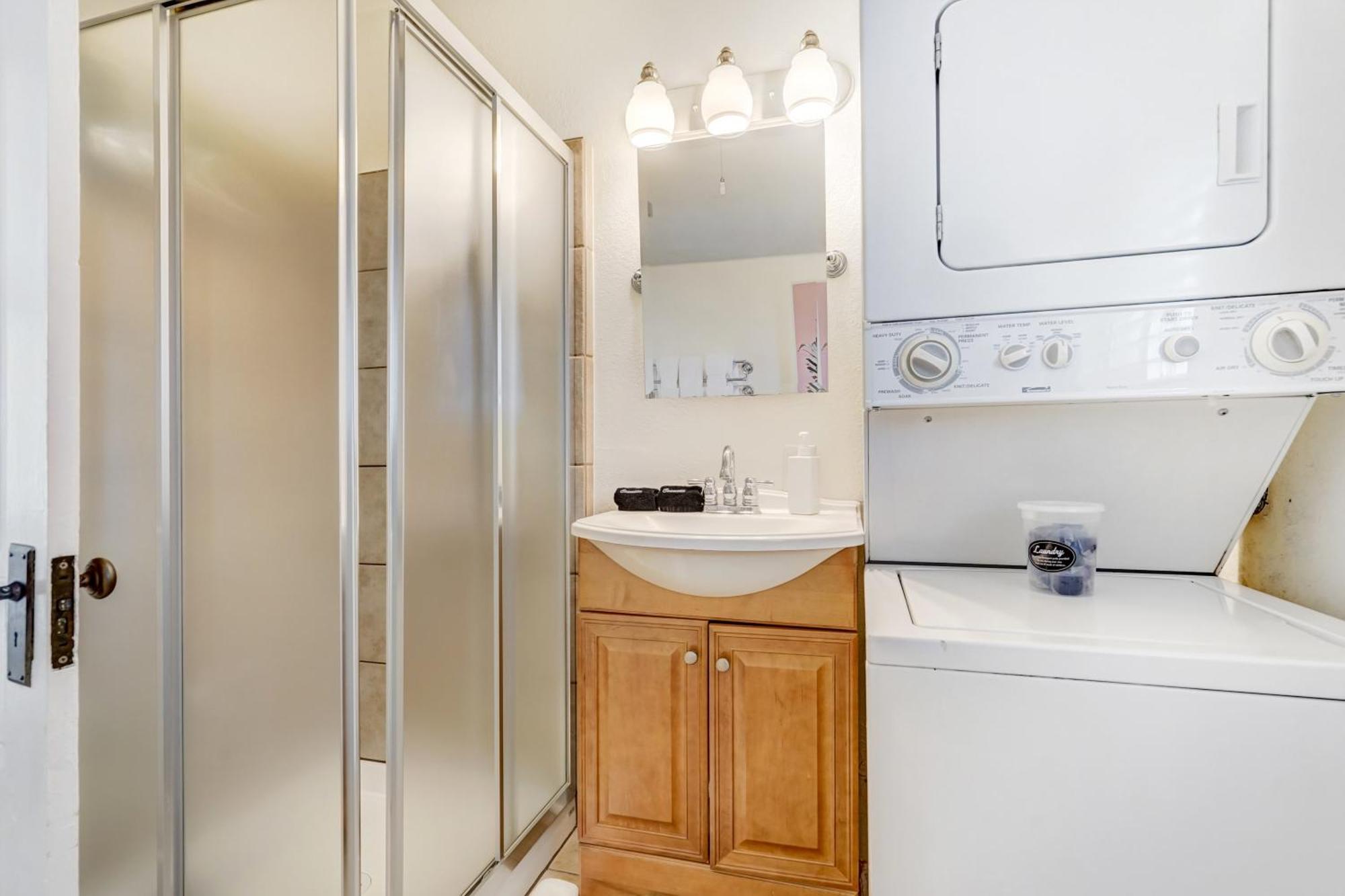 Vintage Tiny House Cute 1Bdrm Big Appeal Villa Colorado Springs Bagian luar foto